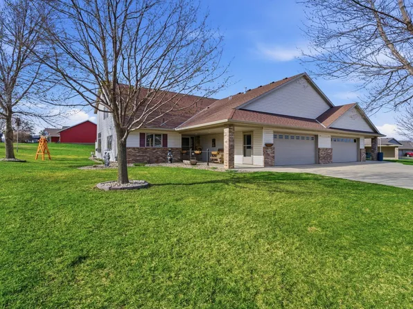 1600 Lower Trentwood Cir NE, Willmar, MN 56201