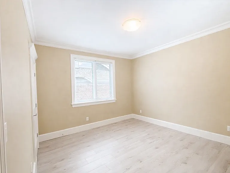 3608 Greentree Ln — Photo 5