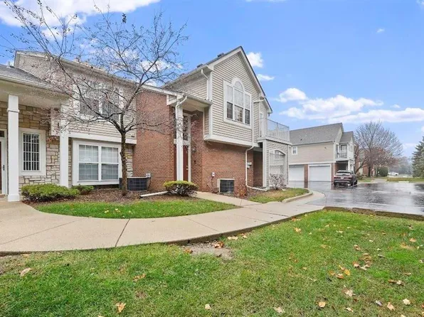 5472 Pine Aires Dr, Sterling Heights, MI 48314