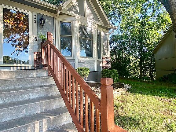 Front steps 