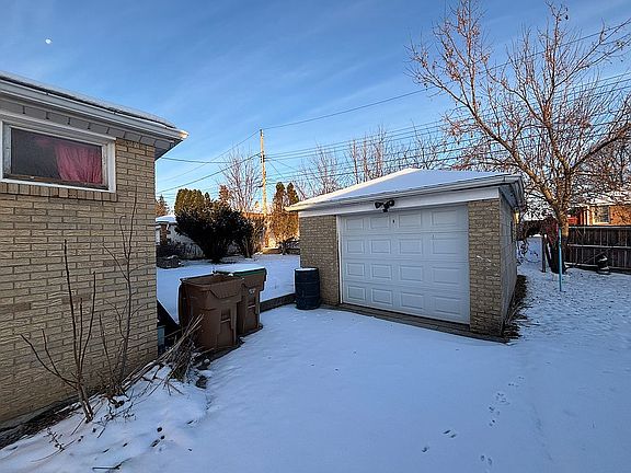 3rd image of 28 Victoria Blvd