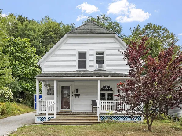 65 Church Street, Newport, NH 03773