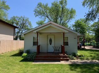 4513 Dumoulin Ave, Lisle, IL