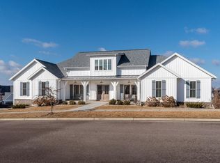 2405 Kilarney Way, Middleton, WI 53597