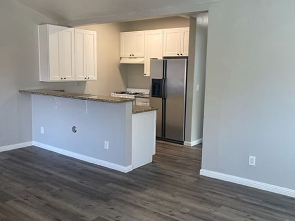 4th image of 1408 Rose Ave APT C