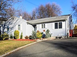 118 Broadway Ave, Colonia, NJ 07067