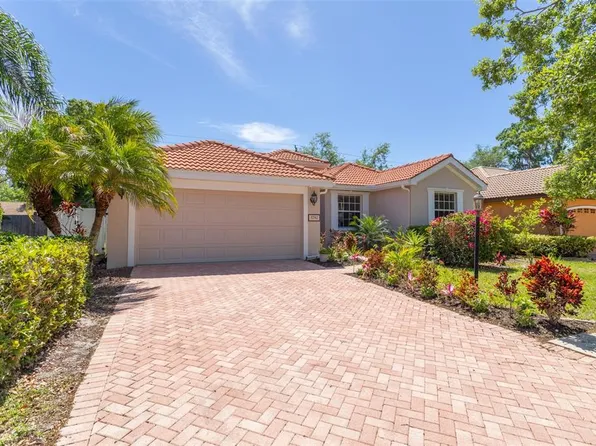 5792 Aaron Ct, Sarasota, FL 34232