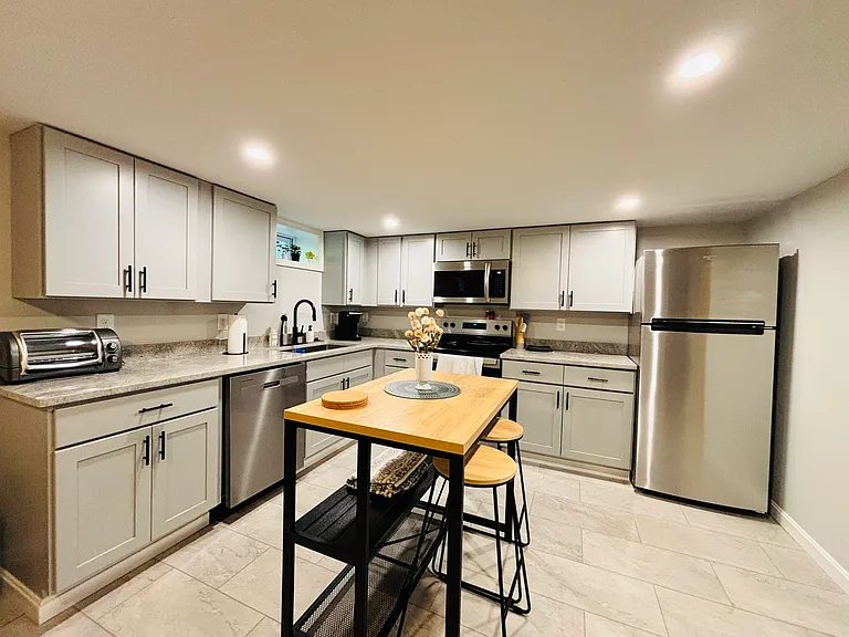 105 Funston Ave #B — Photo 8