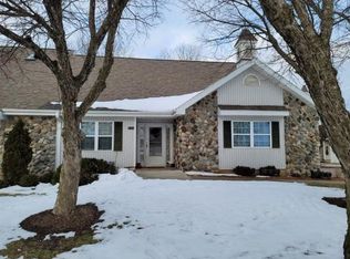 5704 Steeplechase Dr, Waunakee, WI 53597