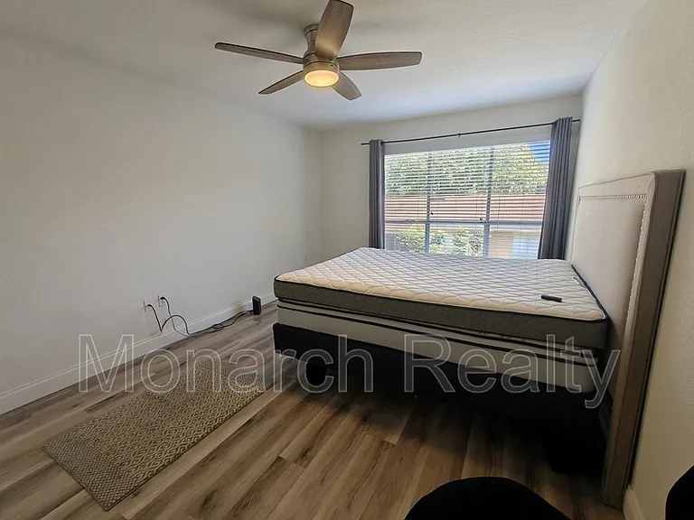 1810 NW 23rd Blvd #165 — Photo 24
