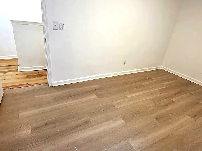 6233 Chew Ave — Photo 44