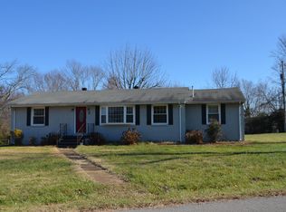 3 Walker Cir, Clarksville, TN 37042