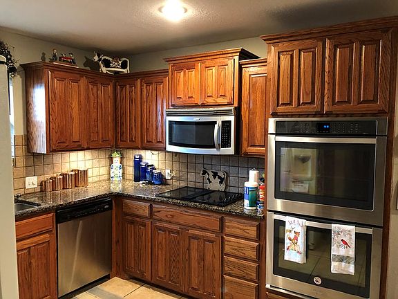 4th image of 1116 E 18th St