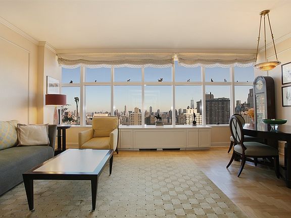 2nd image of 160 W 66th St APT 39F