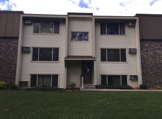 1212 2nd St NE #E-1, Saint Cloud, MN 56304