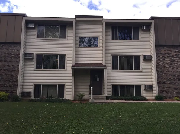 1212 2nd St NE #E-1, Saint Cloud, MN 56304