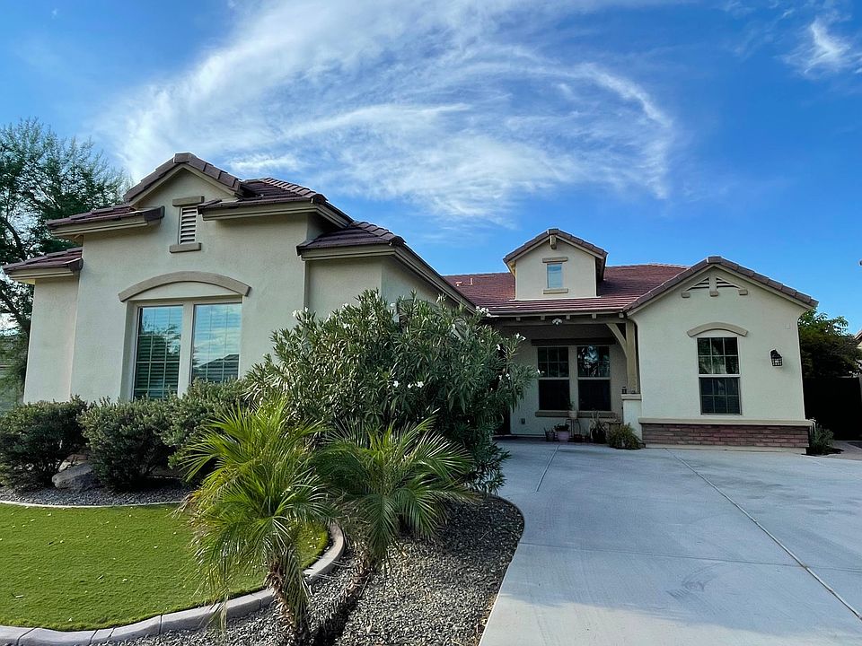 1st image of 3912 E Canyon Pl