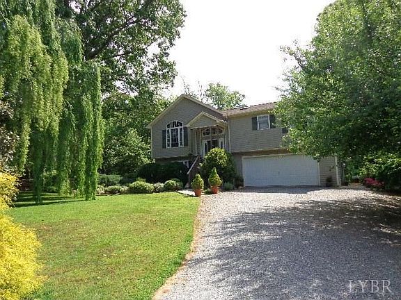 4th image of 1125 N York Ln