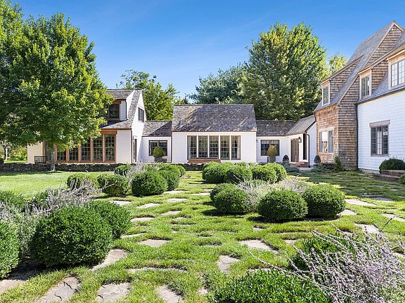 2nd image of 1751 Scuttle Hole Rd