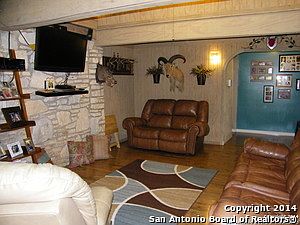 2nd image of 4411 Hickory Hill Dr
