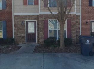 1863 Grove Way, Hampton, GA 30228