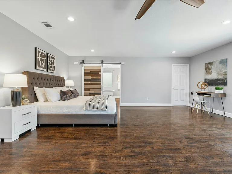 5503 Manor Rd — Photo 17