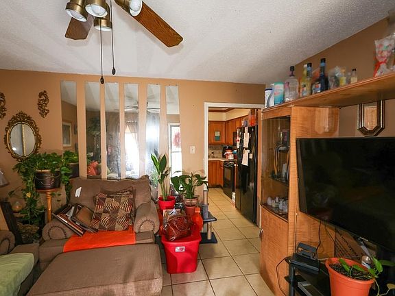 3rd image of 6017 Elk Grove Dr