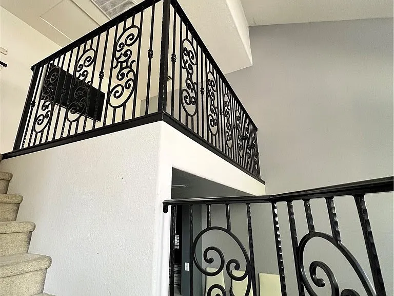 36 Kalmia Pl — Photo 10