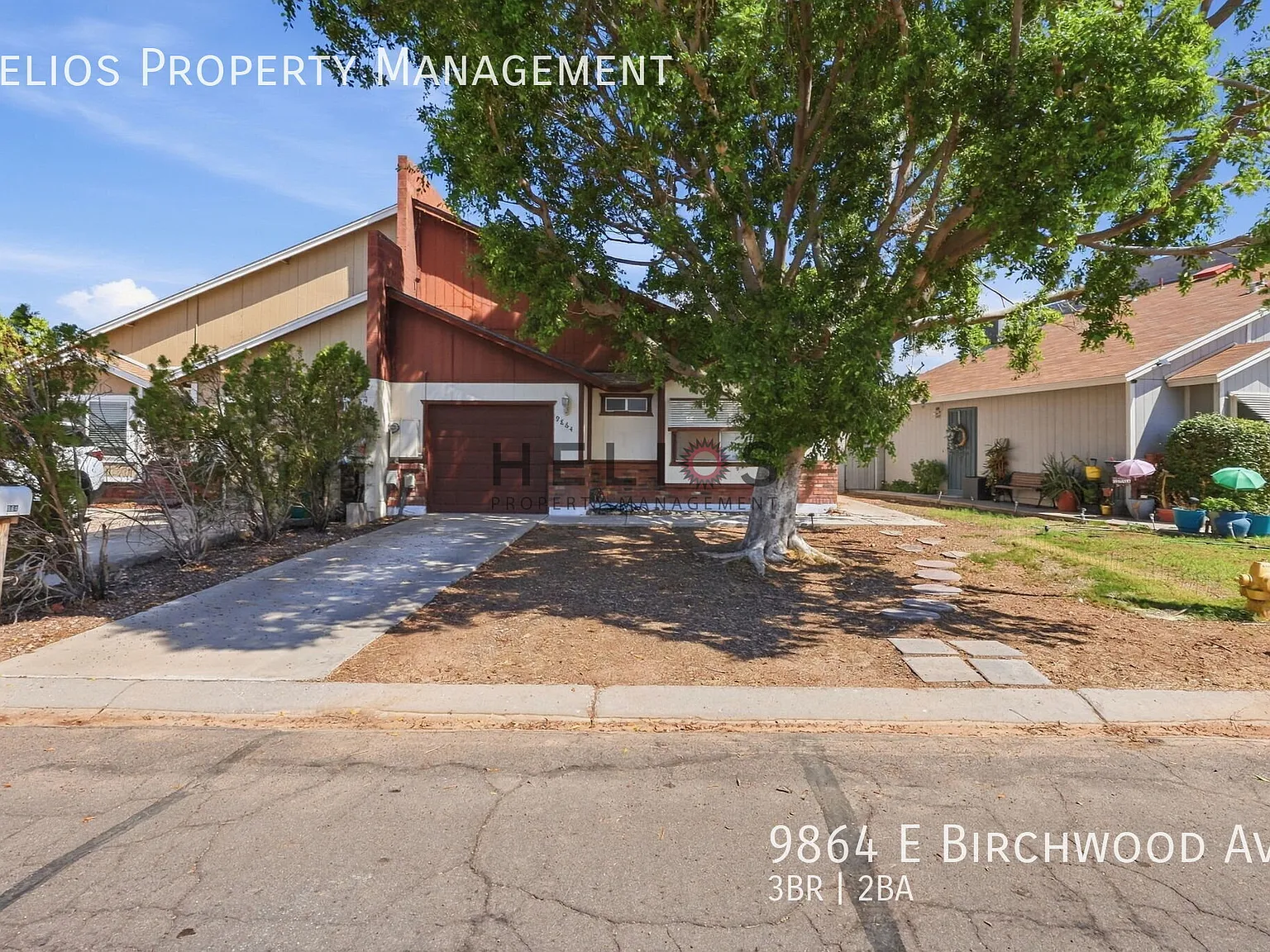 Spacious 3-Bedroom Home with Vaulted Ceilings & Large Backyard — Photo 2