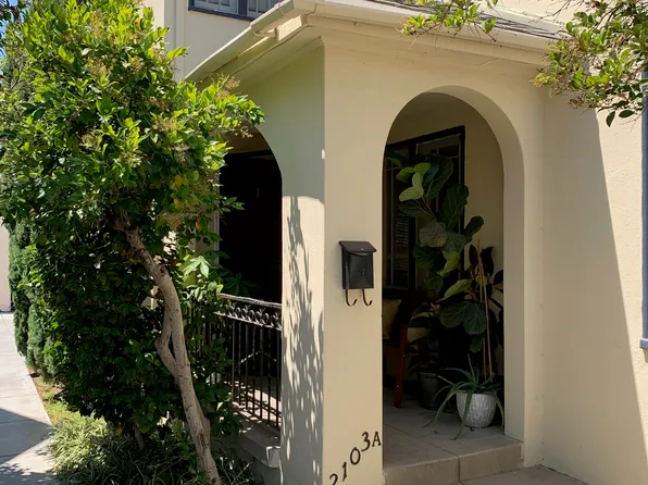 2103A Huntington Dr, South Pasadena, CA 91030