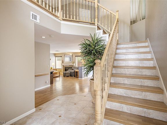 4th image of 2117 Golden Lotus Dr