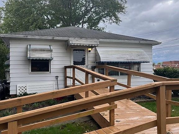 2nd image of 4719 Longwood Ave