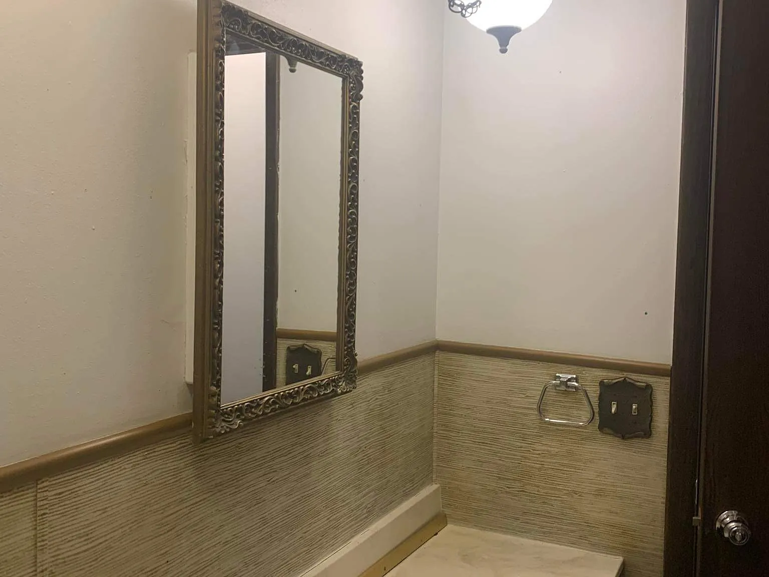 2 bed, 830 sqft, $1,100 — Photo 2