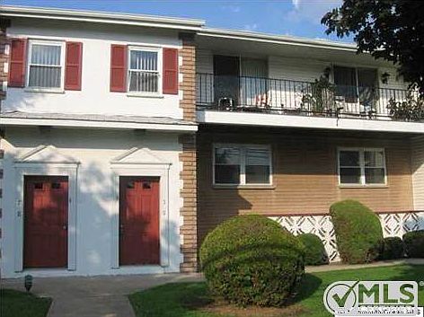 3rd image of 3403 Bridge Ave APT 6