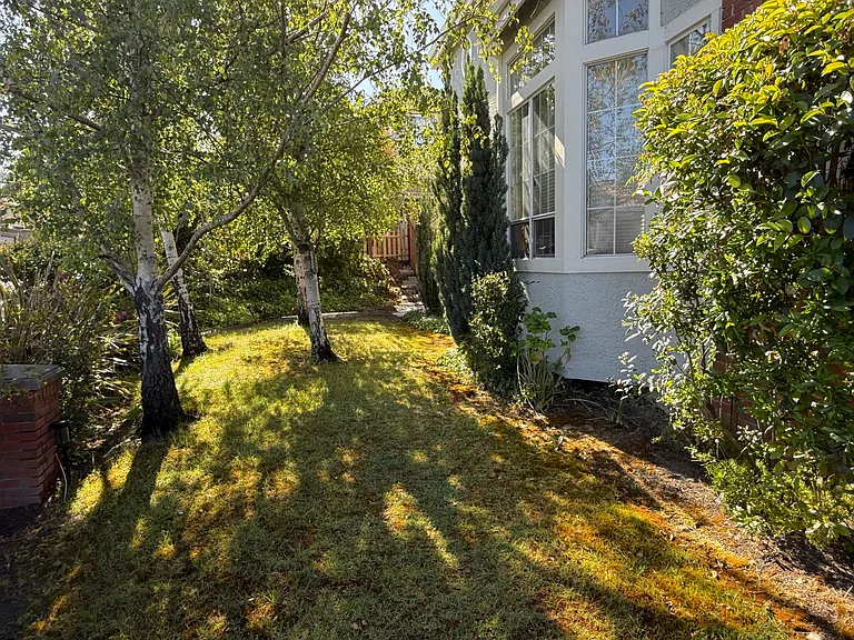 400 Jonathan Ridge Dr — Photo 3