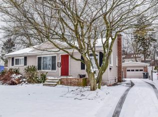 458 Alaho St, Akron, OH 44305