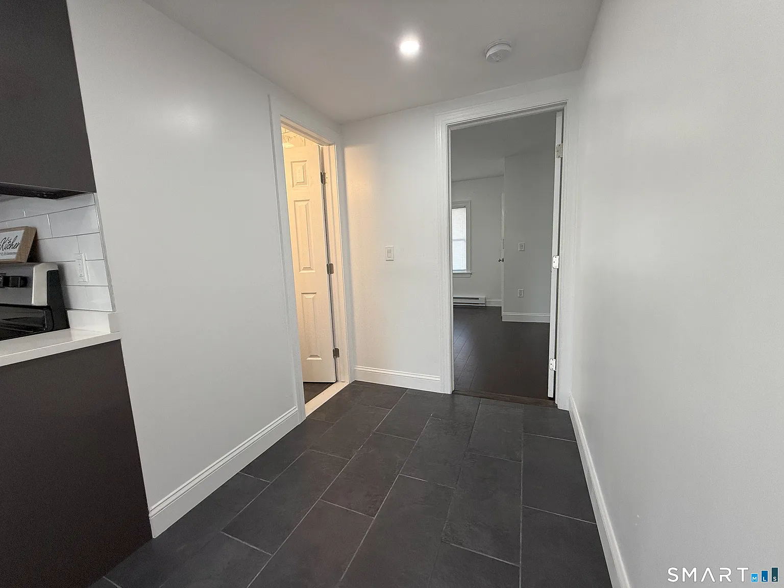 1 bed, 1.0 bath, 650 sqft, $1,650 — Photo 3