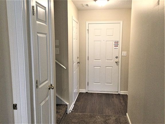 2nd image of 3226 Alderpoint Ln