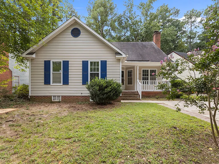4504 Liverpool Ln — Photo 1