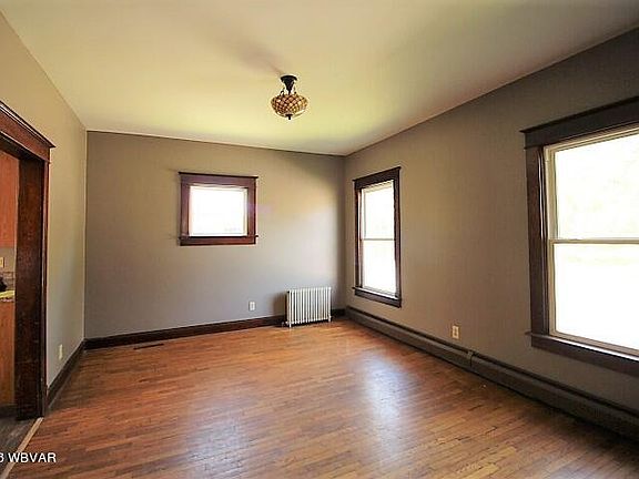5th image of 129 N Broad St