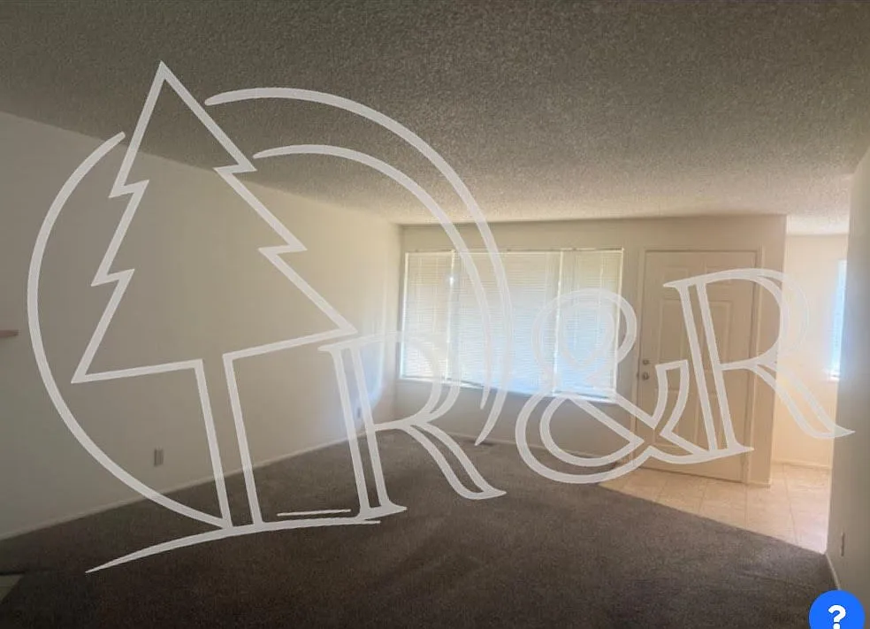 3 bed, 1.5 bath, 1100 sqft, $1,595 — Photo 3