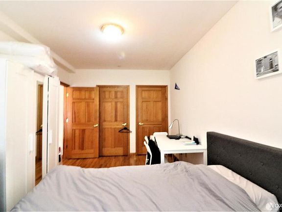 4th image of 265 W 87th St APT 6A