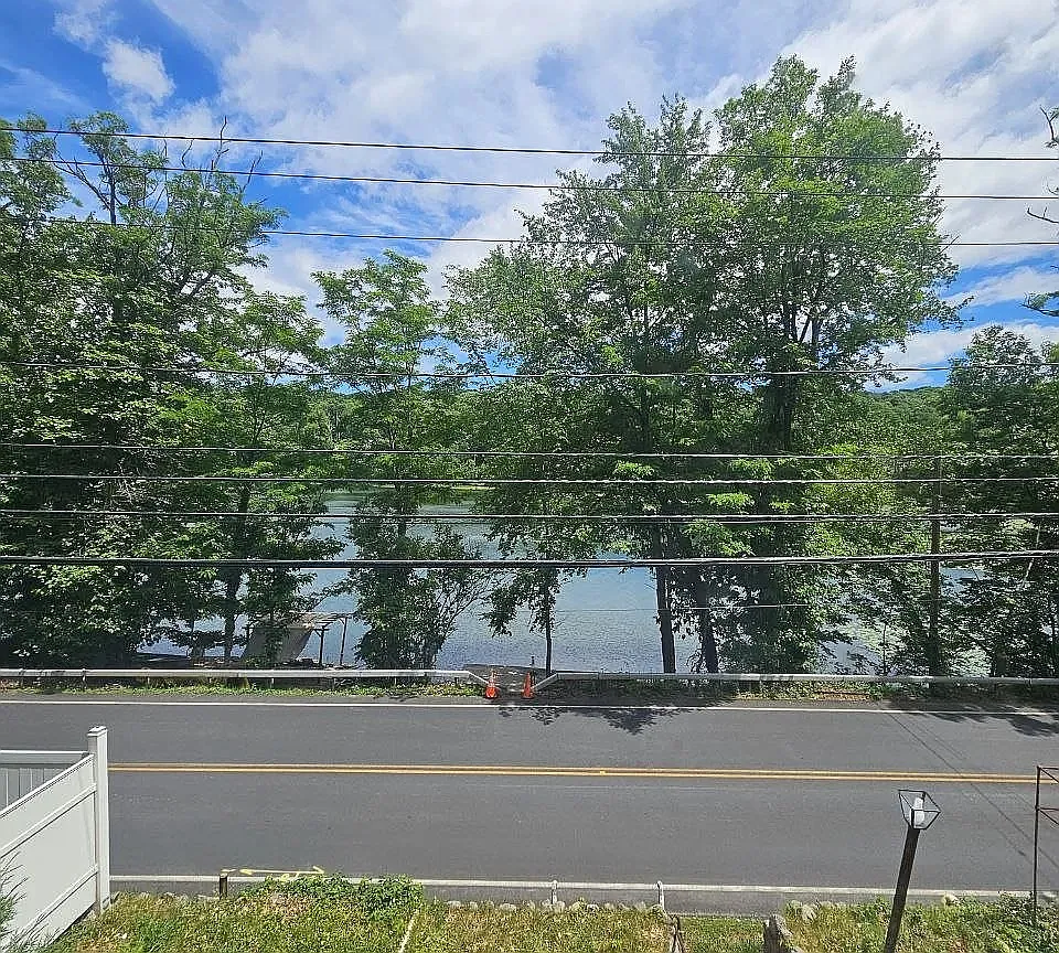 5 bed, $3,150 — Photo 3
