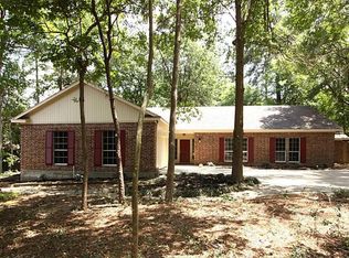 110 Quiet Wind Dr, Montgomery, TX 77356