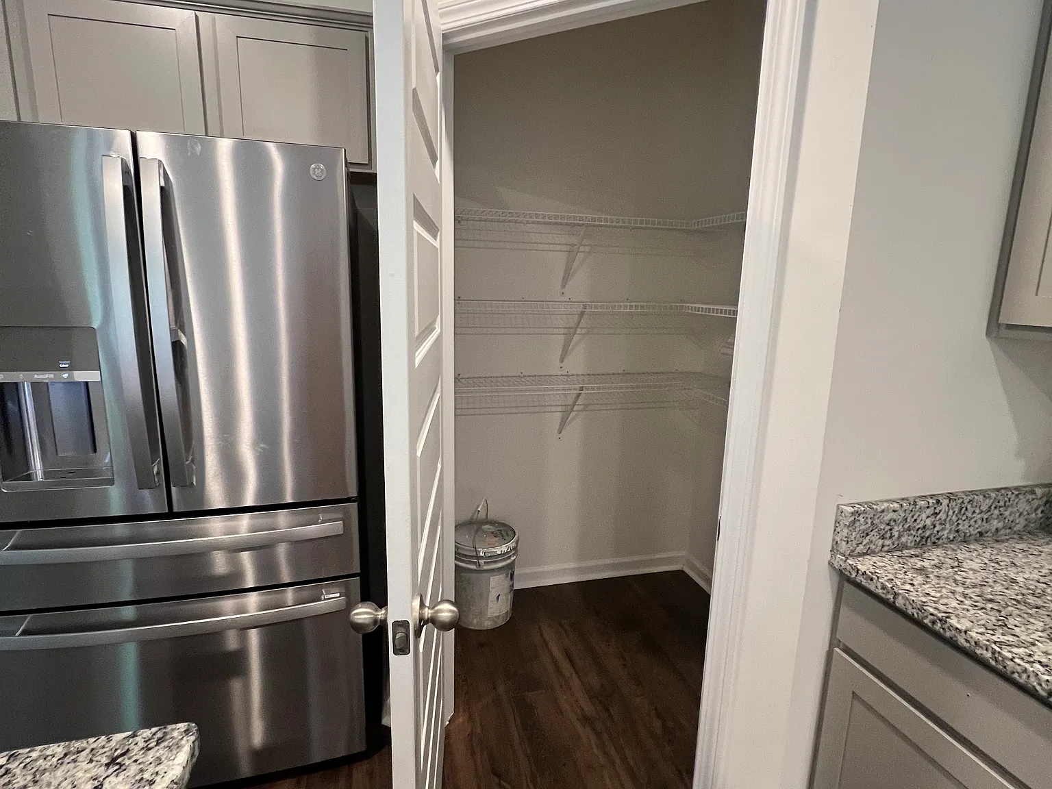 3 bed, 1657 sqft, $2,200 — Photo 3