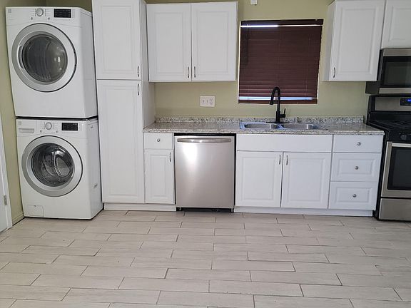 4th image of 66071 Buena Vista Ave #2