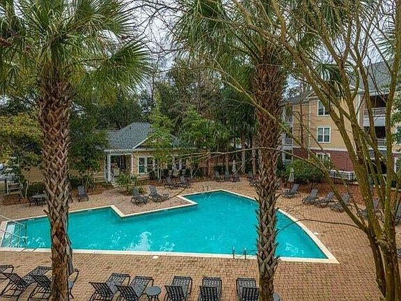 2nd image of 600 Bucksley Ln Unit 308