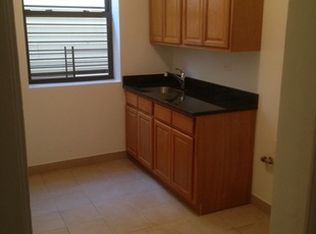 1945 Gleason Ave APT 3F, Bronx, NY 10472