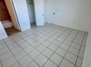 2001 Bay Dr APT 404, Miami Beach, FL 33141