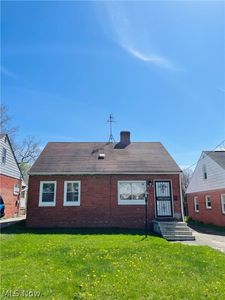 16910 Palda Dr, Cleveland, OH, 44128